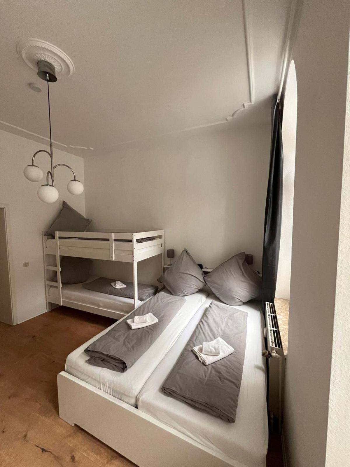 Ottos Traumland Apartment Krefeld Exterior foto